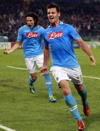 和坚实的防 和坚实的防